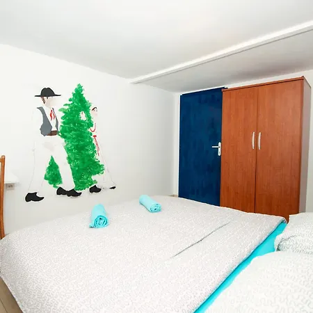 Alibi B11 * ピラン