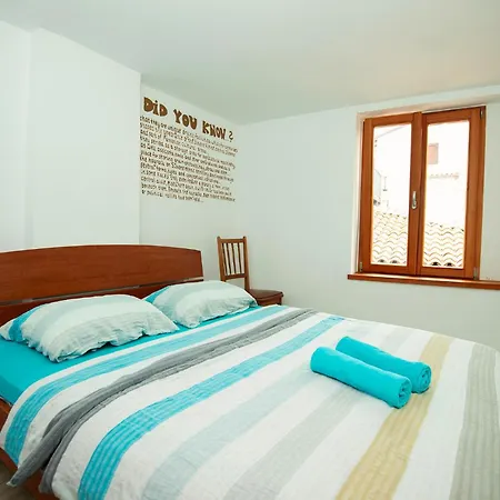 Alibi B11 * Piran