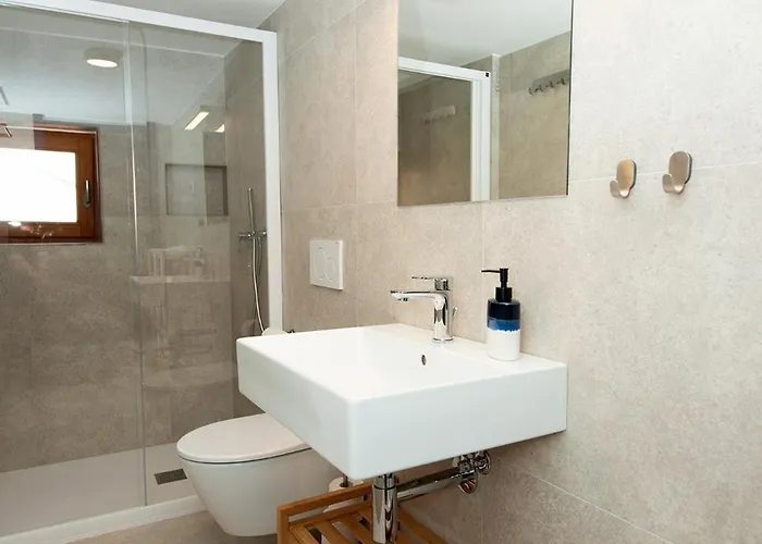 Alibi B11 Guest house