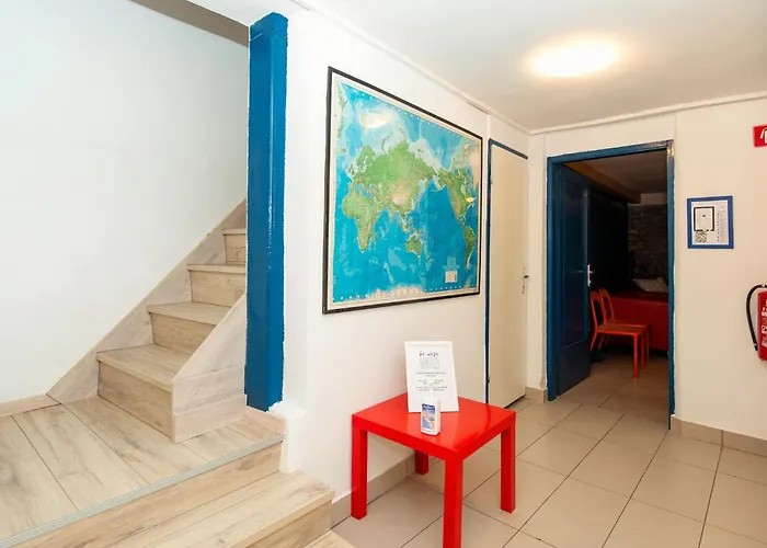 Guest house Alibi B11 *